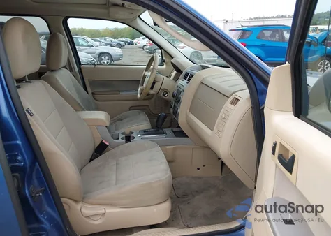 2010 Ford Escape Xlt z USA, uszkodzony, nr VIN 1FMCU9D76AKC15428